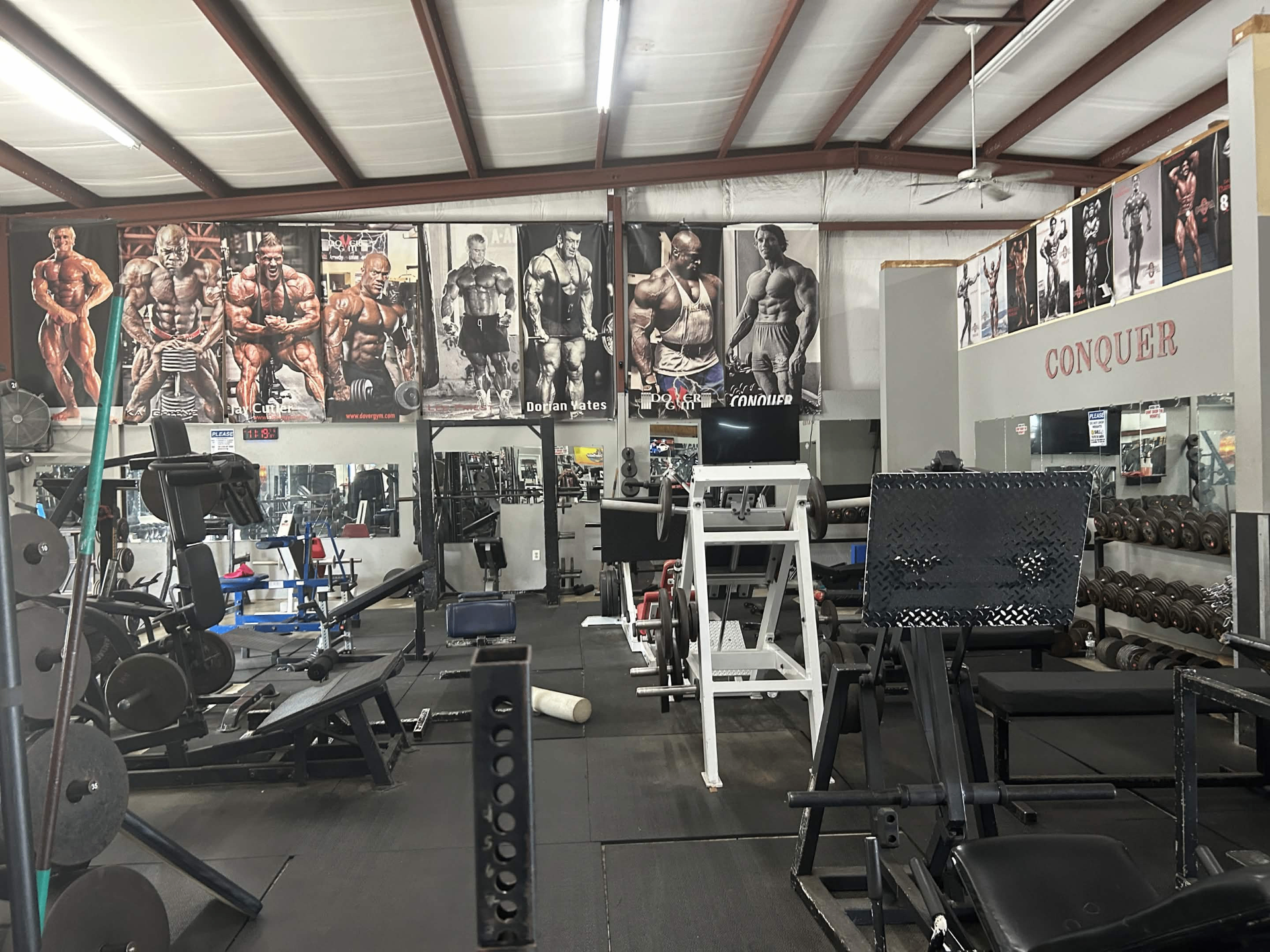 Legends On The Walls at Dover Gym